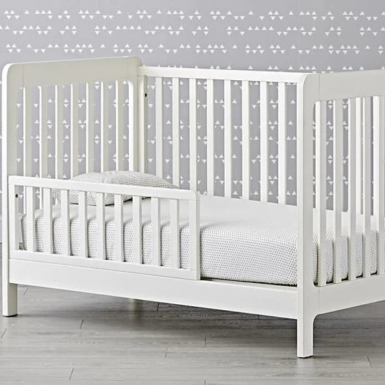 Quality Pine wood baby crib 4 in 1 baby cot easy to convert to toddler bed